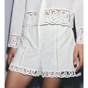 NWT Zara ZW Collection Crochet Lace Trim Shorts Size Small
